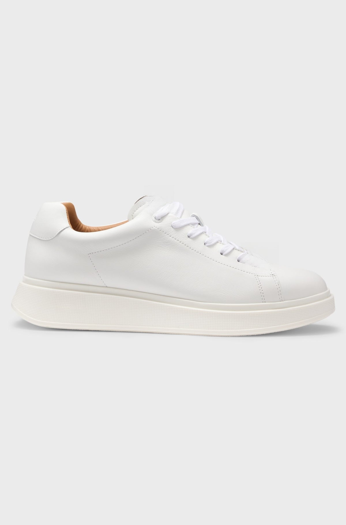 Clean white lace-up leather trainers, made in Portugal - White